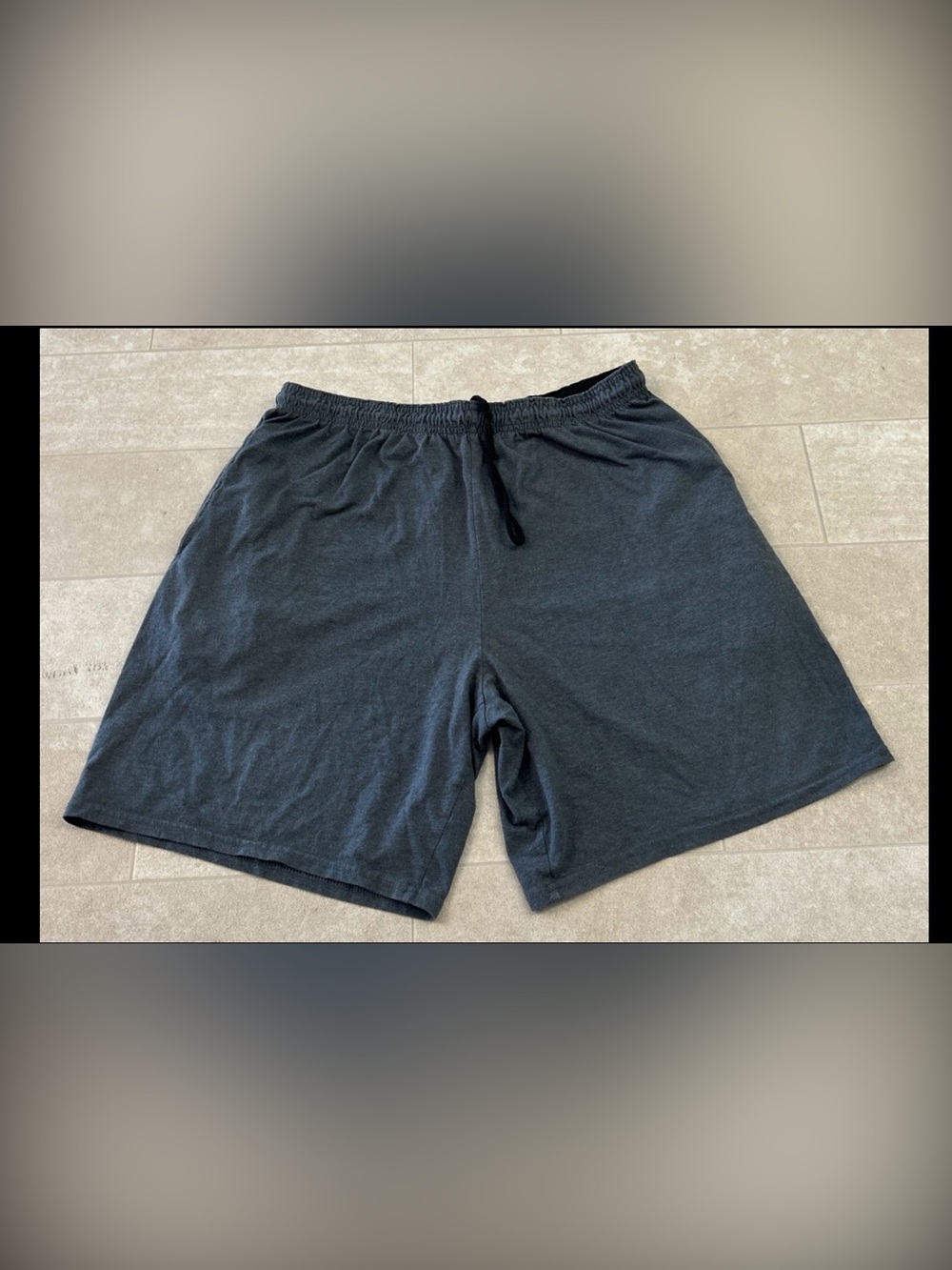 Fruit of The Loom Men's Shorts Size LG Dark Gray Elastic Waist Drawstring Comfy